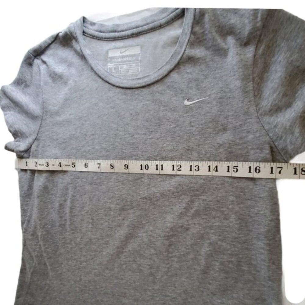 Nike Fit Dry Sports Tee Grey Embroidered Logo Women Size L - Picture 6 of 8